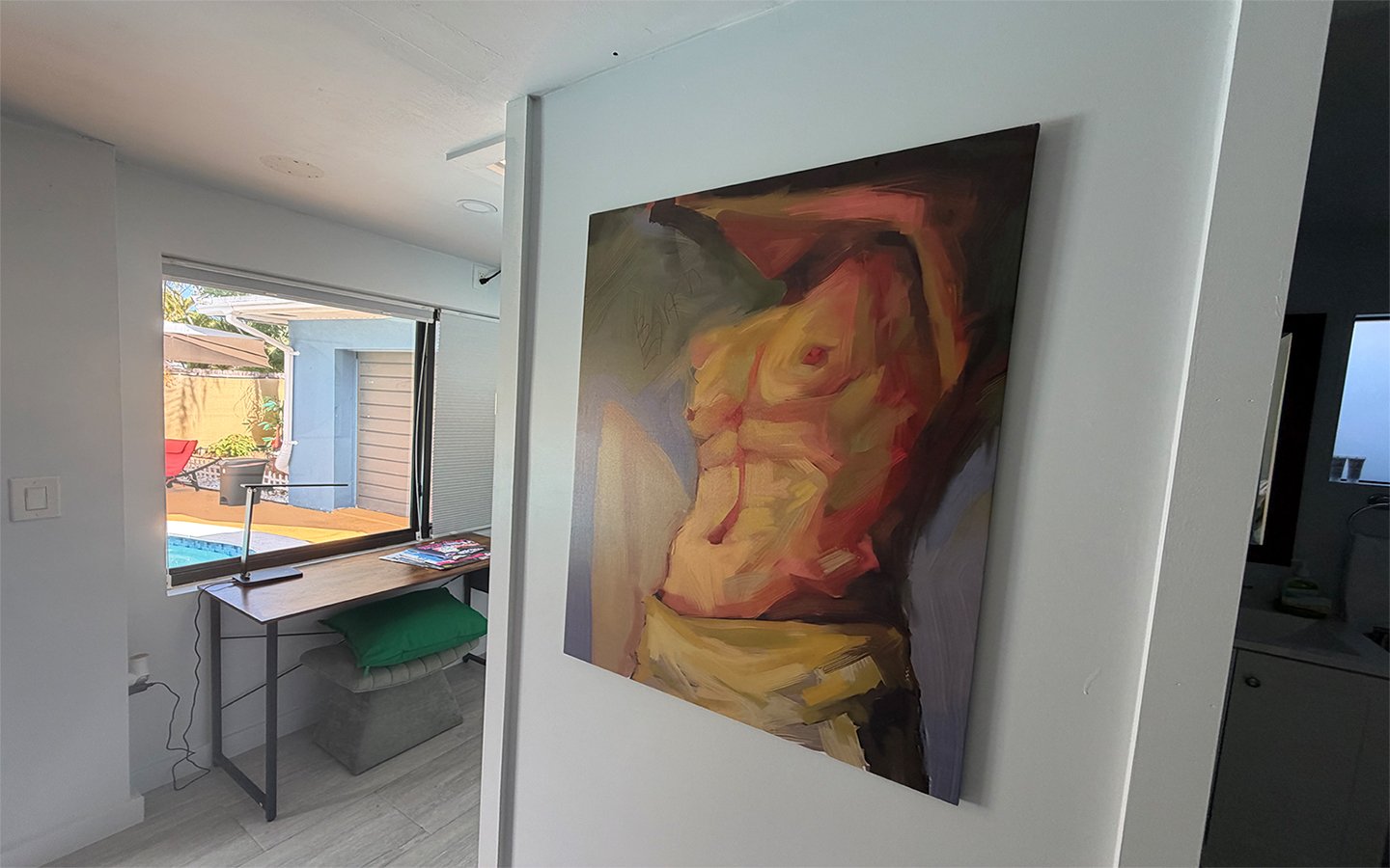 Art-filled details set the tone for a relaxed, private stay.